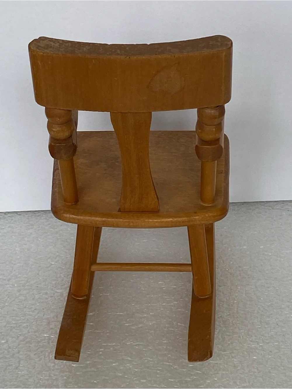Vintage Strombecker Wooden T-Back Armed Rocking Chair Seat Doll House Furniture